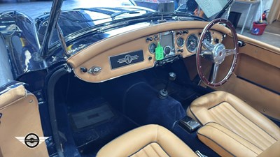 Lot 212 - 1961 MG A
