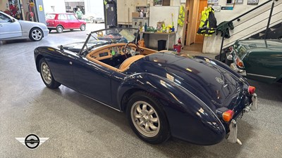 Lot 212 - 1961 MG A