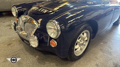 Lot 212 - 1961 MG A