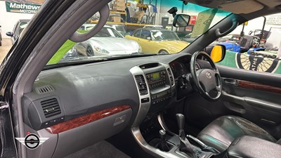 Lot 362 - 2005 TOYOTA LANDCRUISER LC4 D-4D AUTO