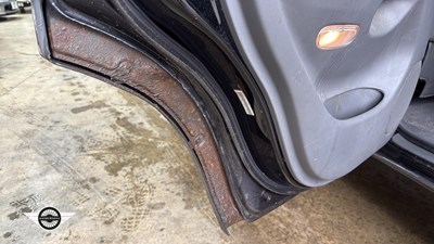 Lot 362 - 2005 TOYOTA LANDCRUISER LC4 D-4D AUTO