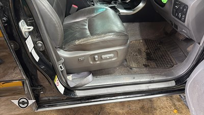 Lot 362 - 2005 TOYOTA LANDCRUISER LC4 D-4D AUTO