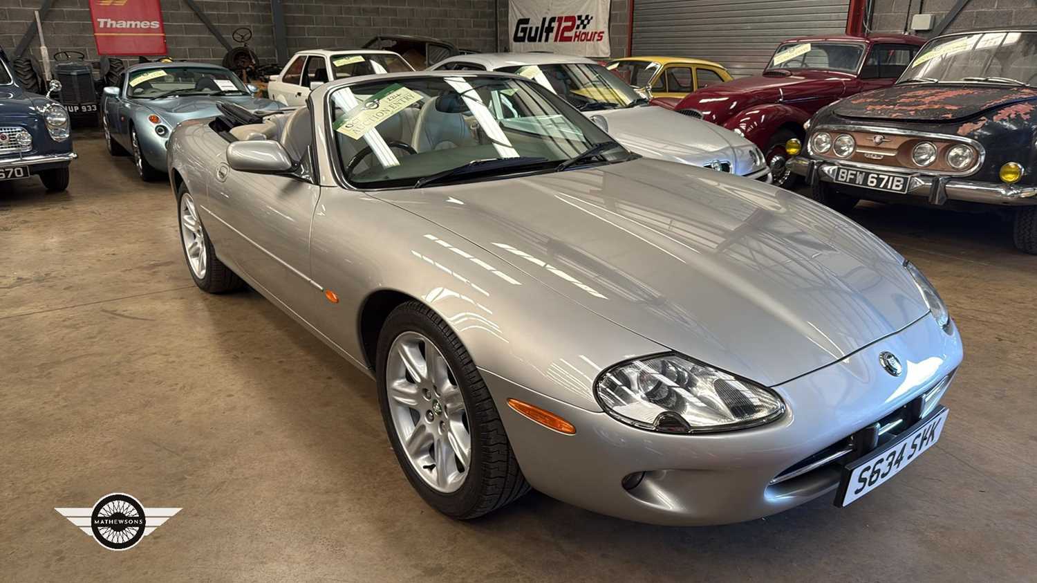 Lot 224 - 1998 JAGUAR XK8 CONVERTIBLE AUTO
