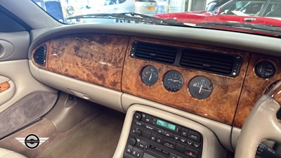 Lot 224 - 1998 JAGUAR XK8 CONVERTIBLE AUTO
