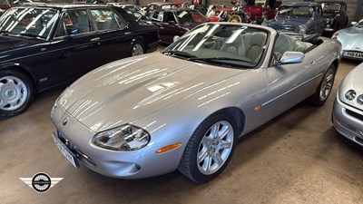 Lot 224 - 1998 JAGUAR XK8 CONVERTIBLE AUTO