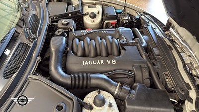 Lot 224 - 1998 JAGUAR XK8 CONVERTIBLE AUTO