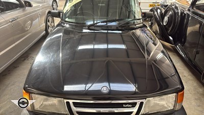 Lot 226 - 1989 SAAB 900 T 16 CONVERTIBLE A