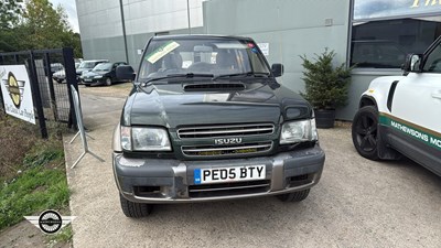 Lot 386 - 2005 ISUZU TROOPER CITATION DT LWB
