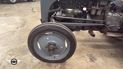Lot 392 - 1953 MASSEY FERGUSON