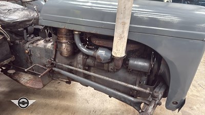 Lot 392 - 1953 MASSEY FERGUSON