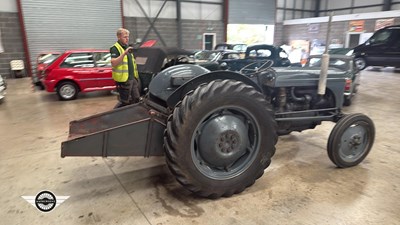 Lot 392 - 1953 MASSEY FERGUSON