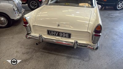 Lot 404 - 1962 FORD ZEPHYR