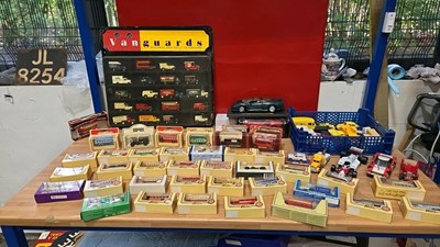 Lot 591 - LARGE SELECTION OF SCALE MODELS