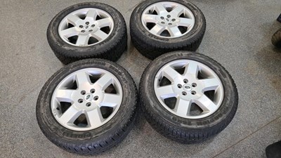 Lot 53 - SET OF RANGE ROVER WHEELS & TYRES 225/55 R19 111V