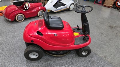 Lot 209 - MTD SPRINTO PETROL LAWN MOWER