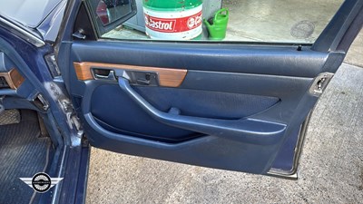 Lot 262 - 1988 MERCEDES 420 SEL AUTO