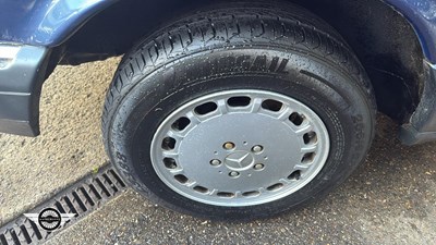 Lot 262 - 1988 MERCEDES 420 SEL AUTO