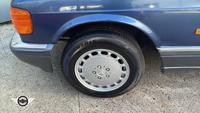 Lot 262 - 1988 MERCEDES 420 SEL AUTO
