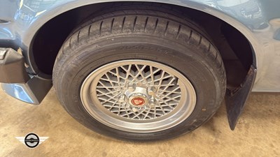 Lot 280 - 1985 ROVER 3500 VANDEN PLAS EFI AUTO