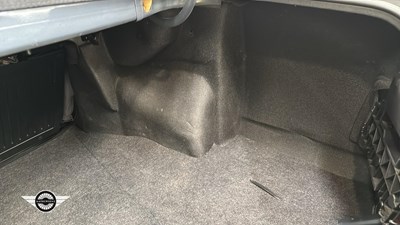 Lot 282 - 1988 FORD ORION GHIA I