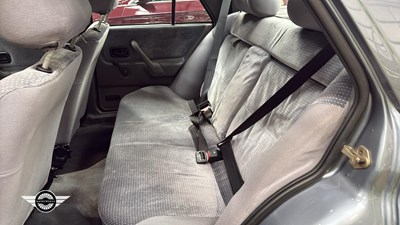 Lot 282 - 1988 FORD ORION GHIA I