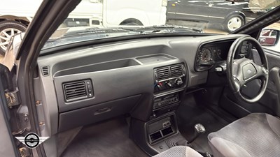 Lot 282 - 1988 FORD ORION GHIA I