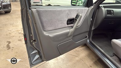 Lot 282 - 1988 FORD ORION GHIA I