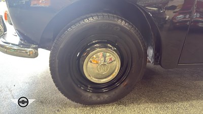 Lot 296 - 1955 MORRIS MINOR