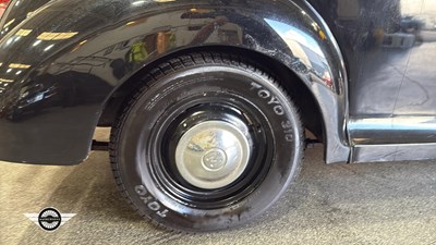 Lot 296 - 1955 MORRIS MINOR