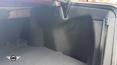 Lot 550 - 2001 MERCEDES C320 ELEGANCE AUTO