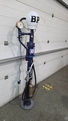Lot 43 - VINTAGE STYLE BP PUMP WITH LIGHT