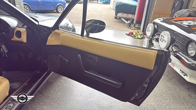 Lot 326 - 1996 MAZDA MX-5 GLENEAGLES