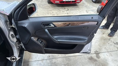 Lot 144 - 2004 MERCEDES C200 KOMP. AVANTGARDE SE