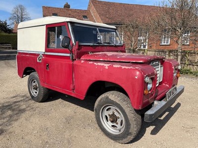 Lot 34 - 1973 LAND ROVER SERIES 3