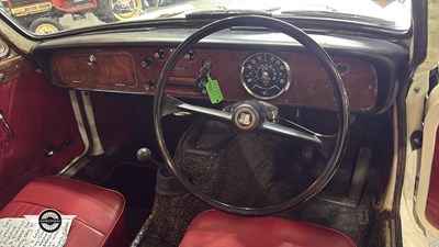 Lot 782 - 1962 TRIUMPH VITESSE