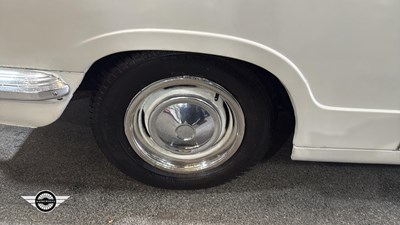 Lot 782 - 1962 TRIUMPH VITESSE