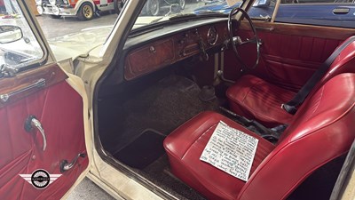 Lot 782 - 1962 TRIUMPH VITESSE