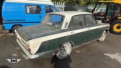 Lot 796 - 1966 FORD CORTINA DE LUXE