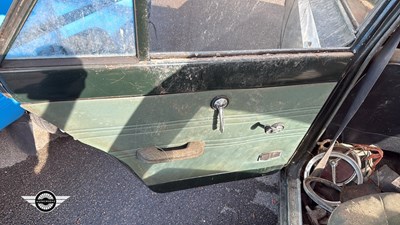 Lot 796 - 1966 FORD CORTINA DE LUXE