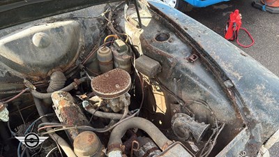 Lot 796 - 1966 FORD CORTINA DE LUXE