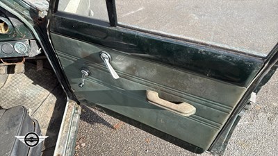 Lot 796 - 1966 FORD CORTINA DE LUXE