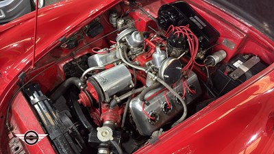 Lot 830 - 1961 DAIMLER SP 250