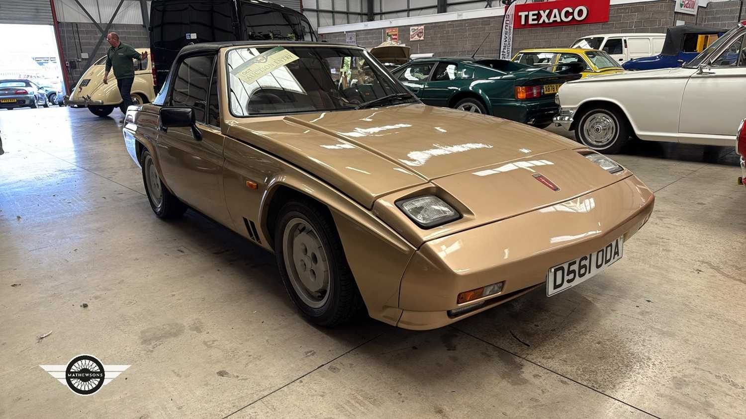 Lot 494 - 1987 RELIANT SCIMITAR SS1