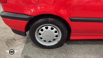 Lot 582 - 1998 VOLKSWAGEN GOLF CABRIOLET