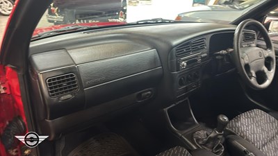 Lot 582 - 1998 VOLKSWAGEN GOLF CABRIOLET