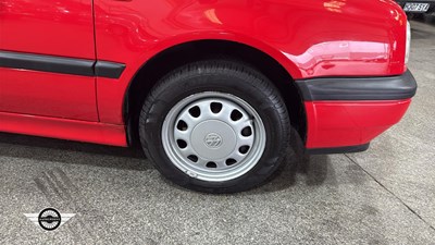 Lot 582 - 1998 VOLKSWAGEN GOLF CABRIOLET