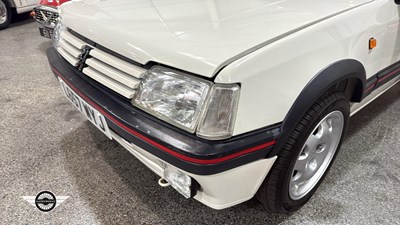 Lot 812 - 1993 PEUGEOT 205 GTI