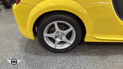 Lot 340 - 2001 TOYOTA MR2 ROADSTER VVTI