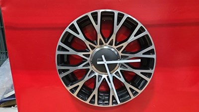 Lot 469 - FIAT 500 ALLOY WHEEL CLOCK