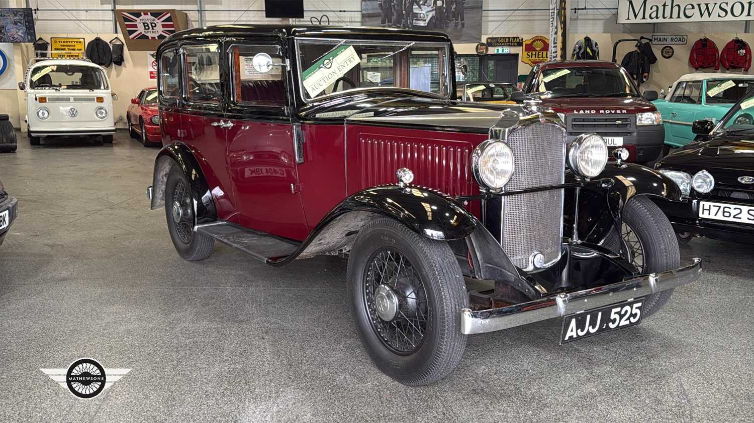 Lot 824 - 1933 VAUXHALL